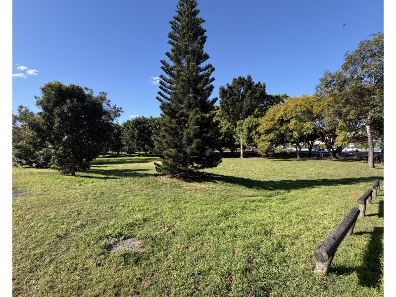 34 CROSS STREET, Fairfield QLD 4103