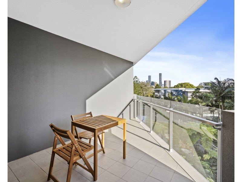 30204/67 Blamey Street, Kelvin Grove QLD 4059