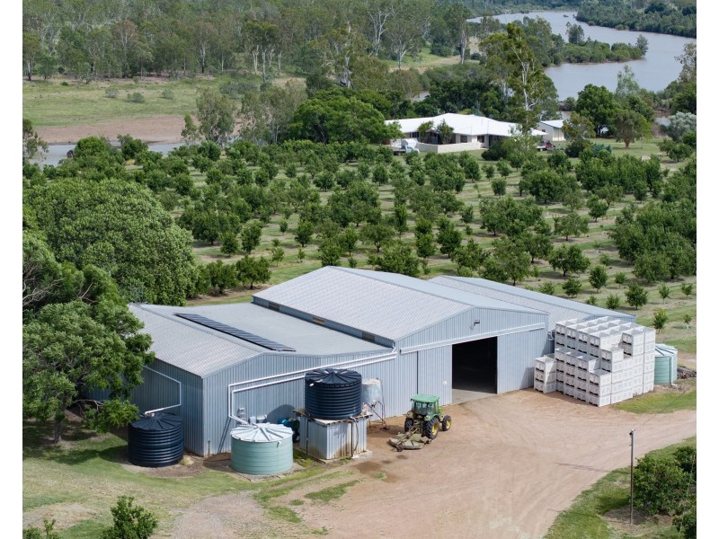 166 Grays Road, Wetheron QLD 4625