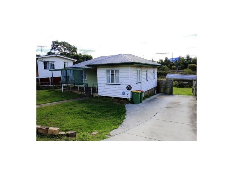 70 Brisbane Road, Ebbw Vale QLD 4304