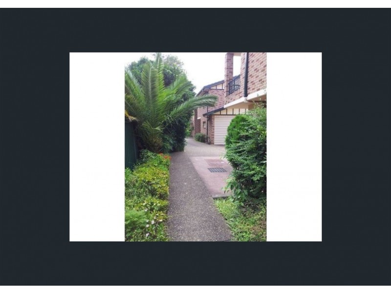 4/51 Third Avenue, Campsie NSW 2194