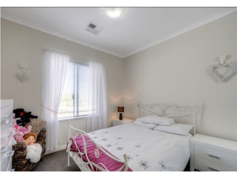 9/99 Bordeaux Lane, Ellenbrook WA 6069