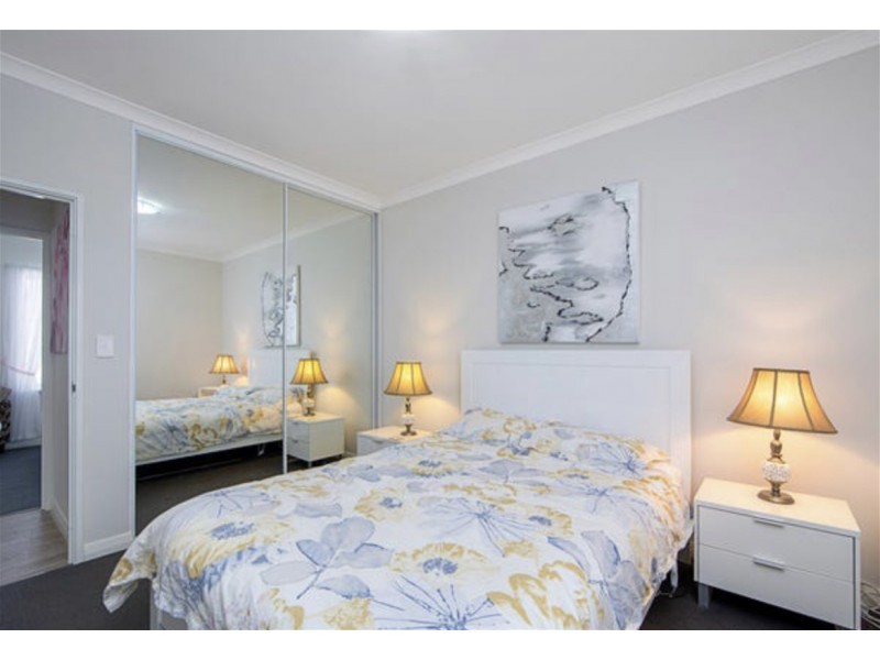 9/99 Bordeaux Lane, Ellenbrook WA 6069