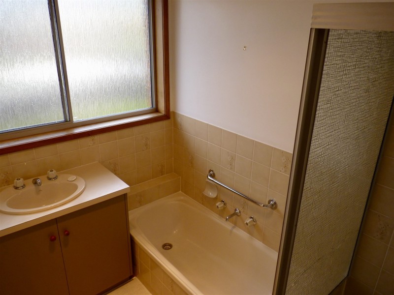 70A Leonard Avenue (Enter from Hurlstone Street), Moonah TAS 7009