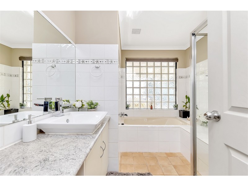 70 Hougham Road, Barragup WA 6209