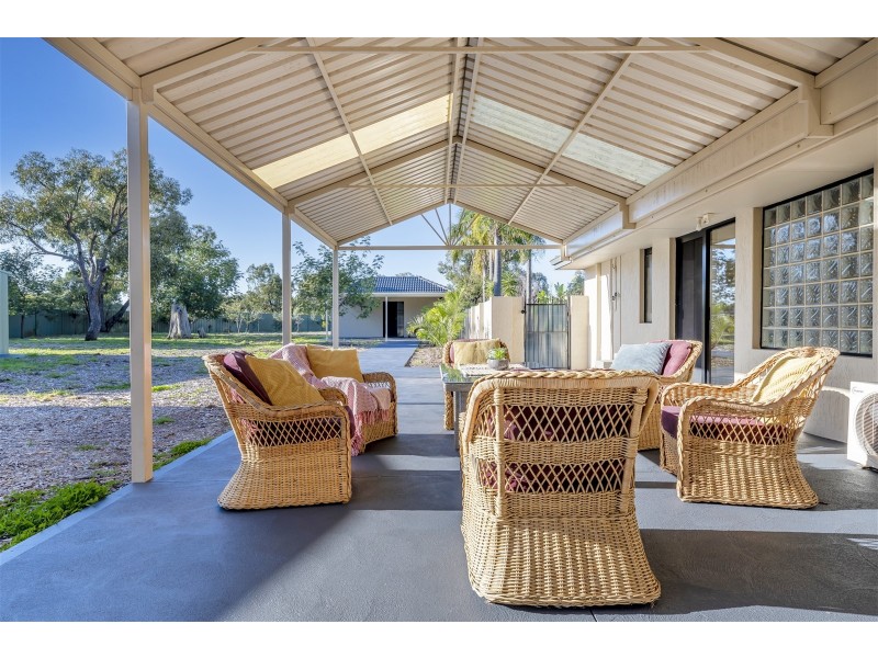 70 Hougham Road, Barragup WA 6209