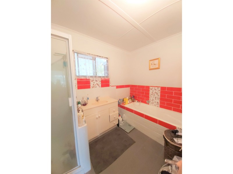 43  Patrick Street, Beachmere QLD 4510