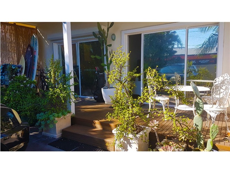 57 Griffin Road, North Curl Curl NSW 2099