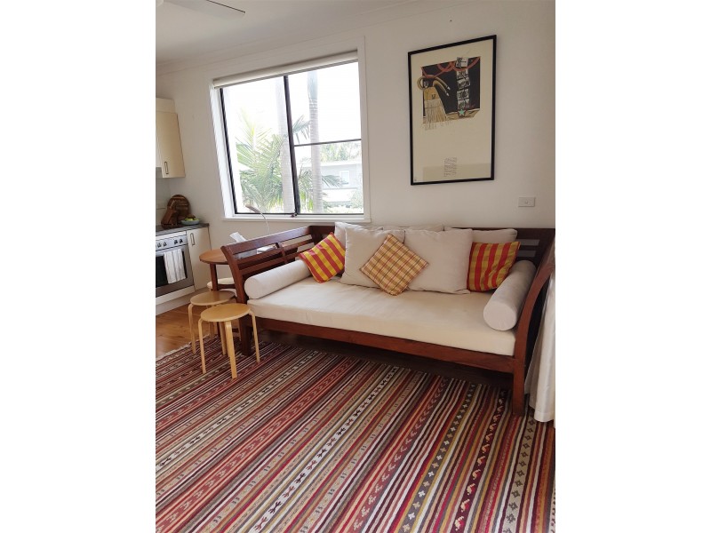 57 Griffin Road, North Curl Curl NSW 2099