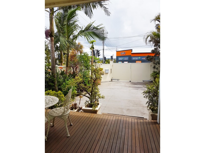 57 Griffin Road, North Curl Curl NSW 2099