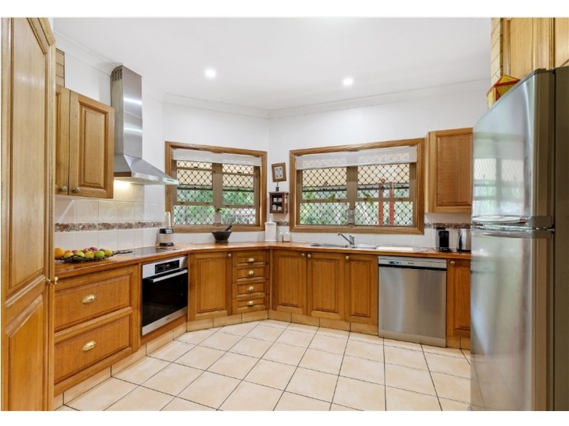 21 Misty Lane, Cooroibah QLD 4565