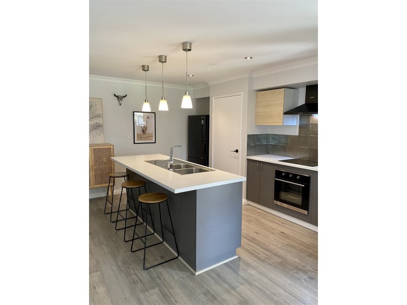 39 Brittain Road, Wattle Grove WA 6107