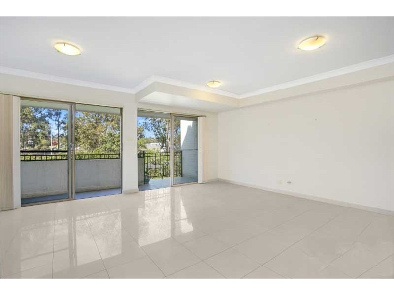 22/41 Woodhouse Drive, Ambarvale NSW 2560