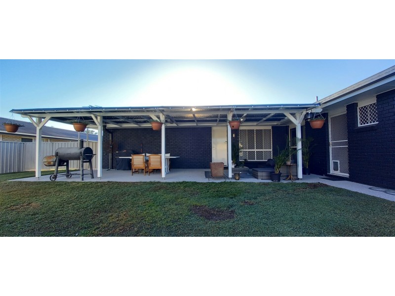 17 Kidd Street, Emerald QLD 4720