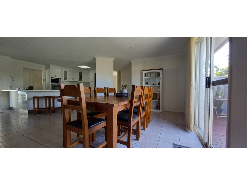 17 Kidd Street, Emerald QLD 4720