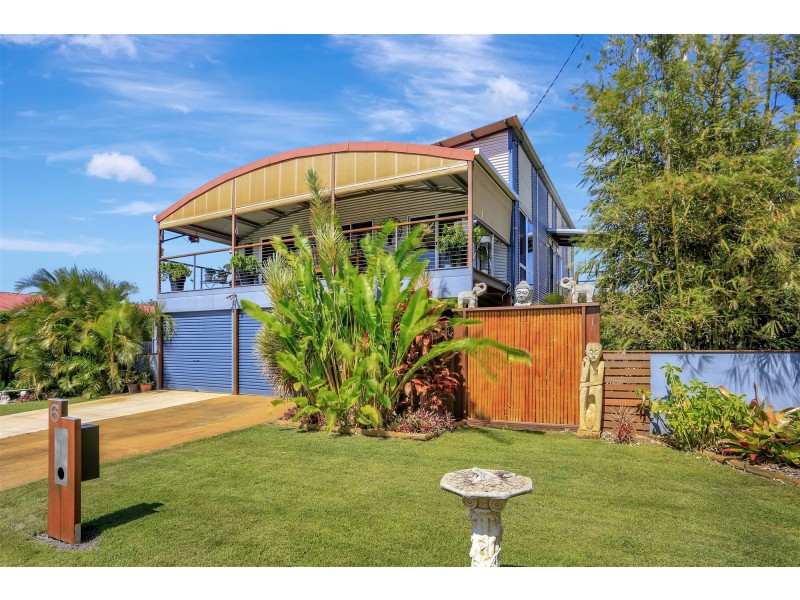 6 Barellan Parade, Qunaba QLD 4670