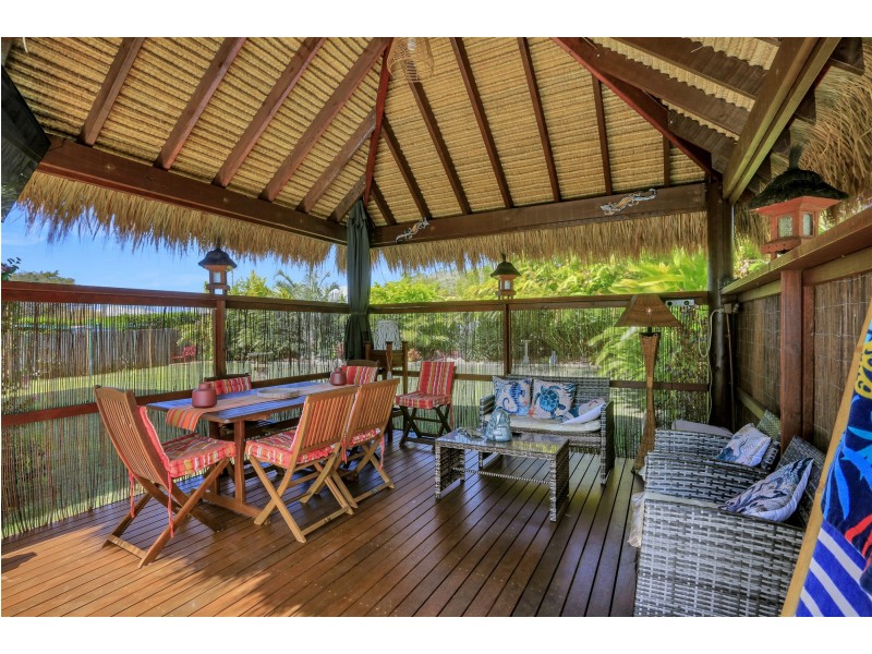 6 Barellan Parade, Qunaba QLD 4670