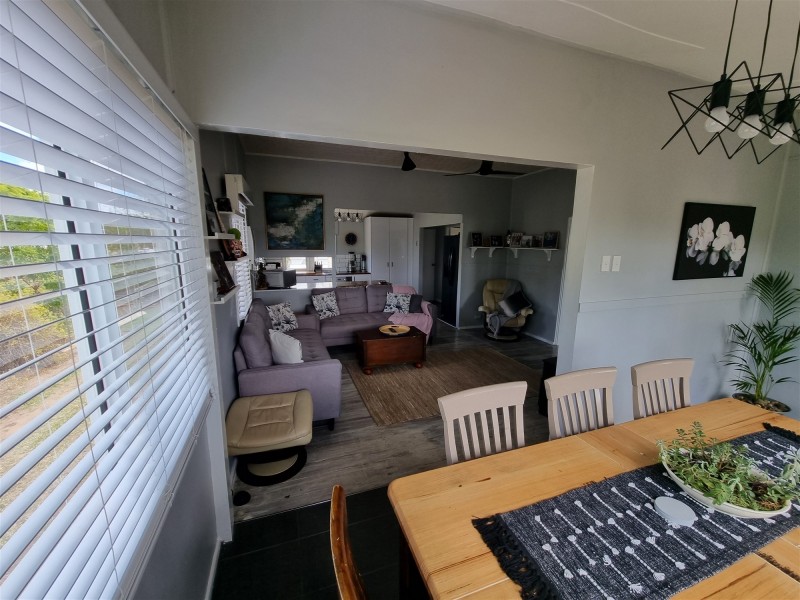 25 Pelican Street, Collinsville QLD 4804