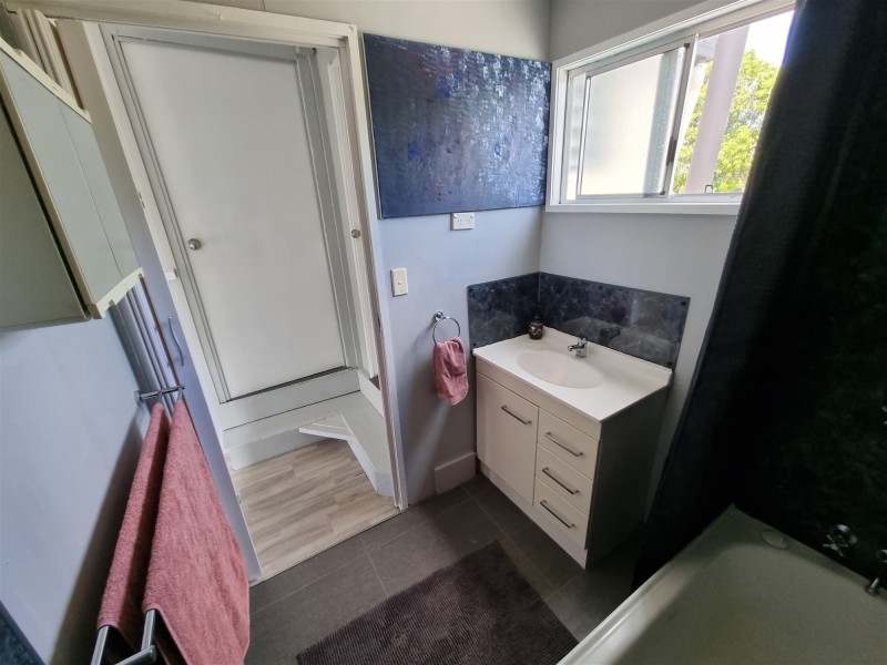 25 Pelican Street, Collinsville QLD 4804