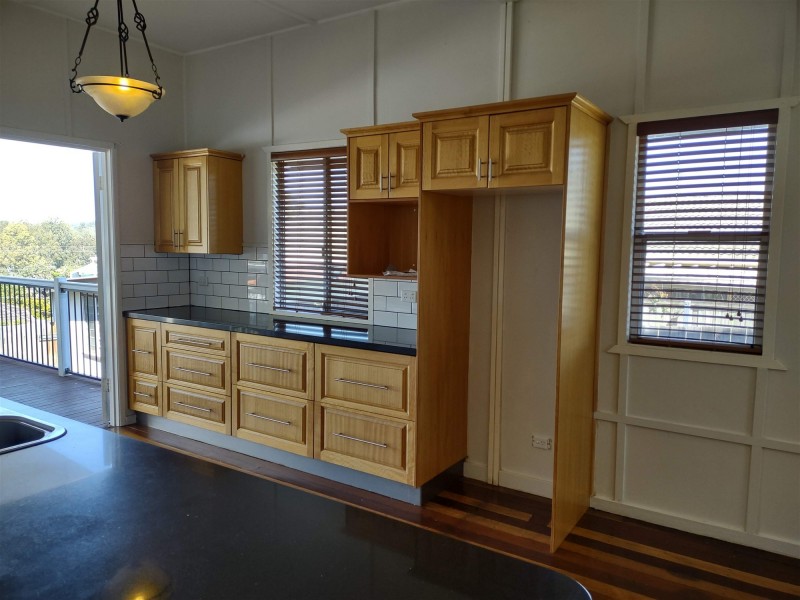 1/12 Caswell St, Gailes QLD 4300