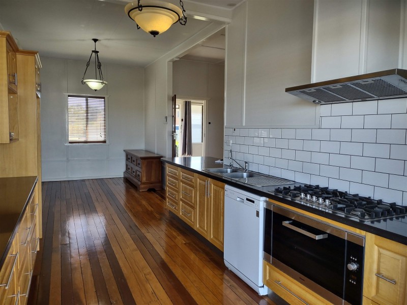 1/12 Caswell St, Gailes QLD 4300