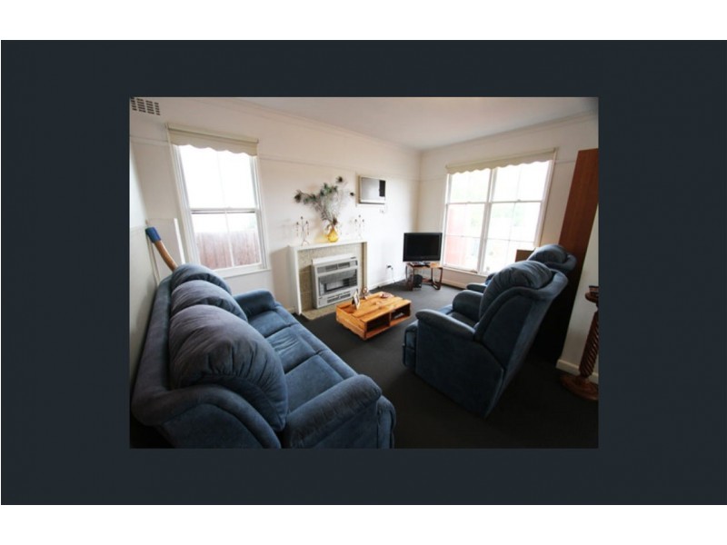 5 WARREN ST, Thomson VIC 3219