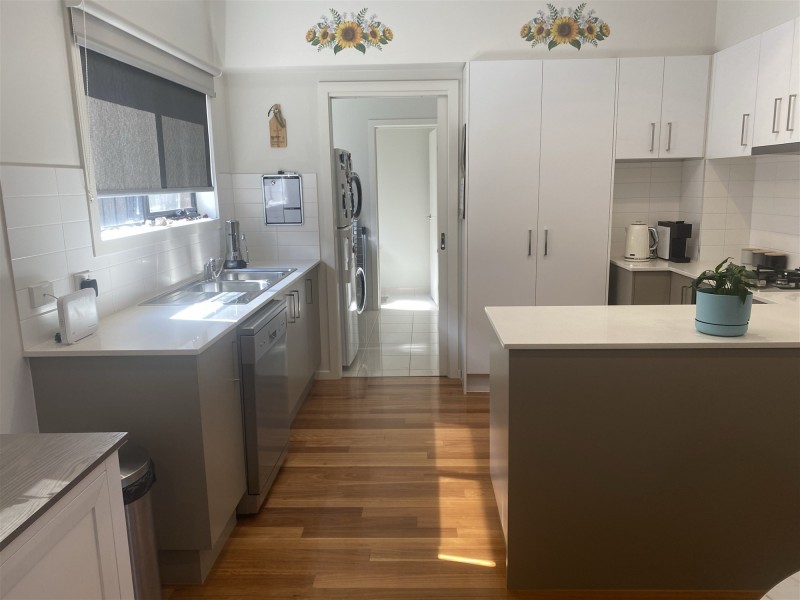 28 Mitchells Lane, Sunbury VIC 3429