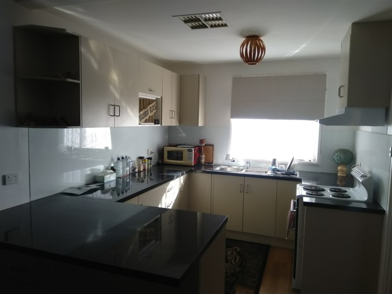 10 Yarran Circle, Cobar NSW 2835