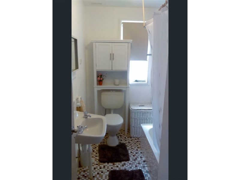 10 Yarran Circle, Cobar NSW 2835