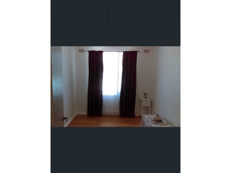 10 Yarran Circle, Cobar NSW 2835