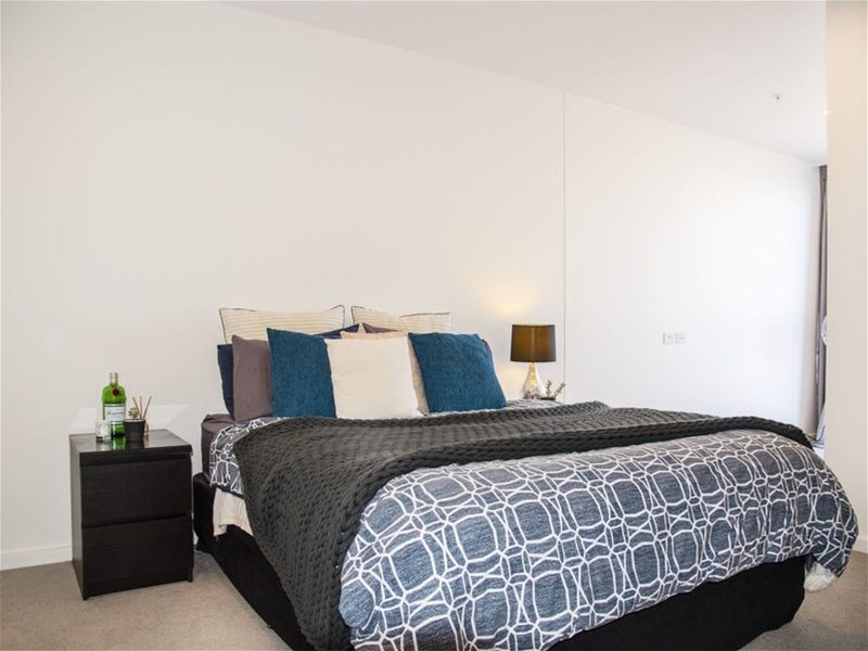 1204/17 Deshon Street, Woolloongabba QLD 4102