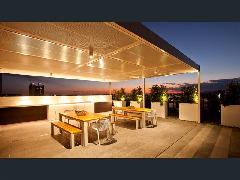 1204/17 Deshon Street, Woolloongabba QLD 4102