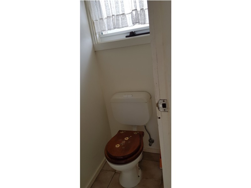 32 NEUPARTH RD, Croydon North VIC 3136