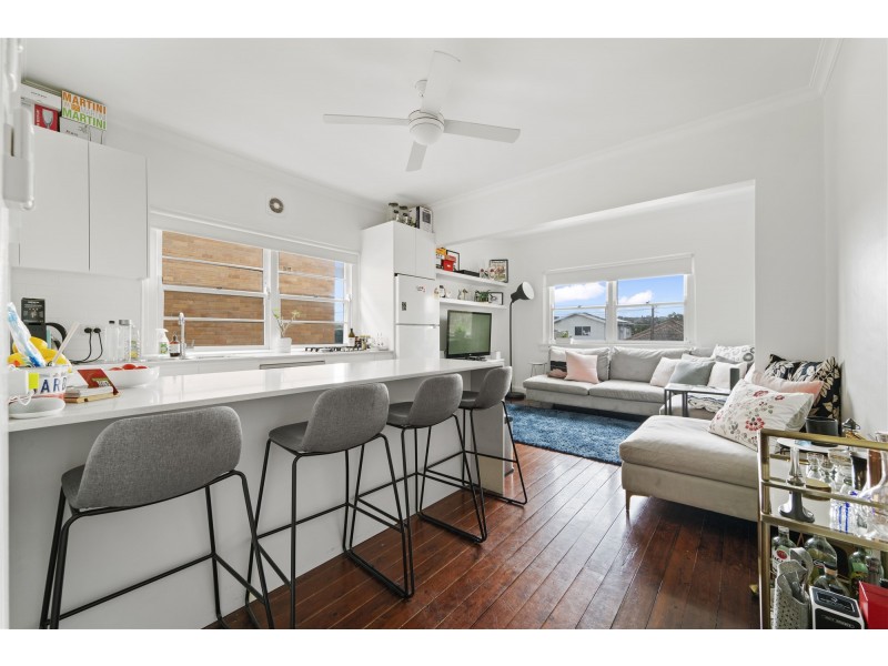 2/4 Frederick St, North Bondi NSW 2026