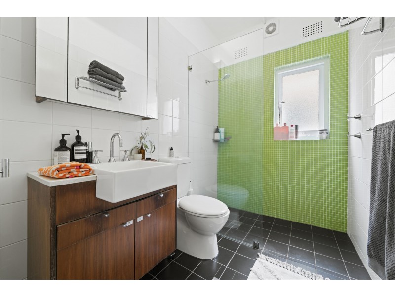 2/4 Frederick St, North Bondi NSW 2026