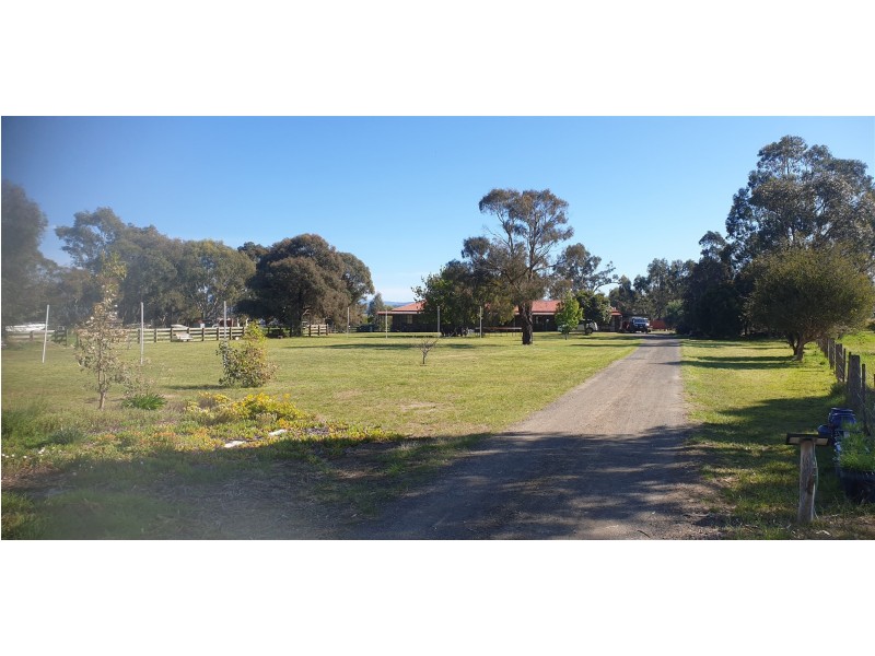 163-169 Victoria st, Briagolong VIC 3860