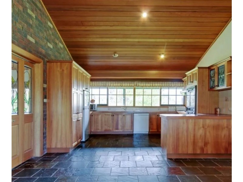 163-169 Victoria st, Briagolong VIC 3860