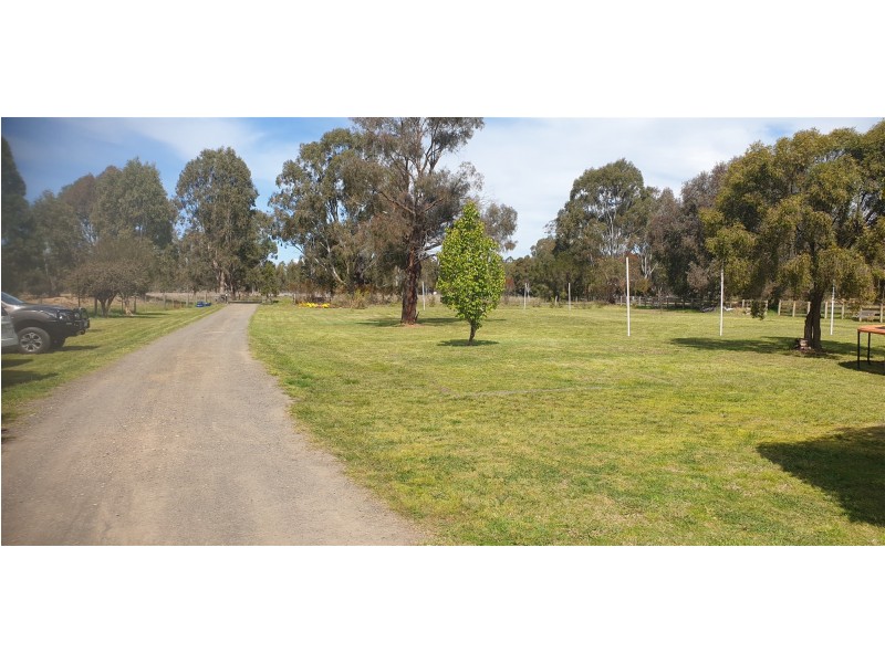 163-169 Victoria st, Briagolong VIC 3860