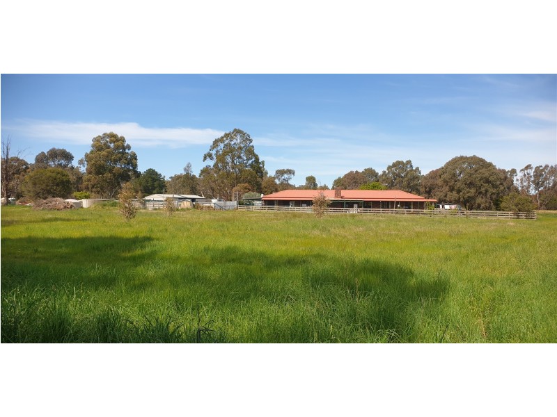 163-169 Victoria st, Briagolong VIC 3860