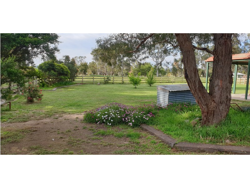 163-169 Victoria st, Briagolong VIC 3860