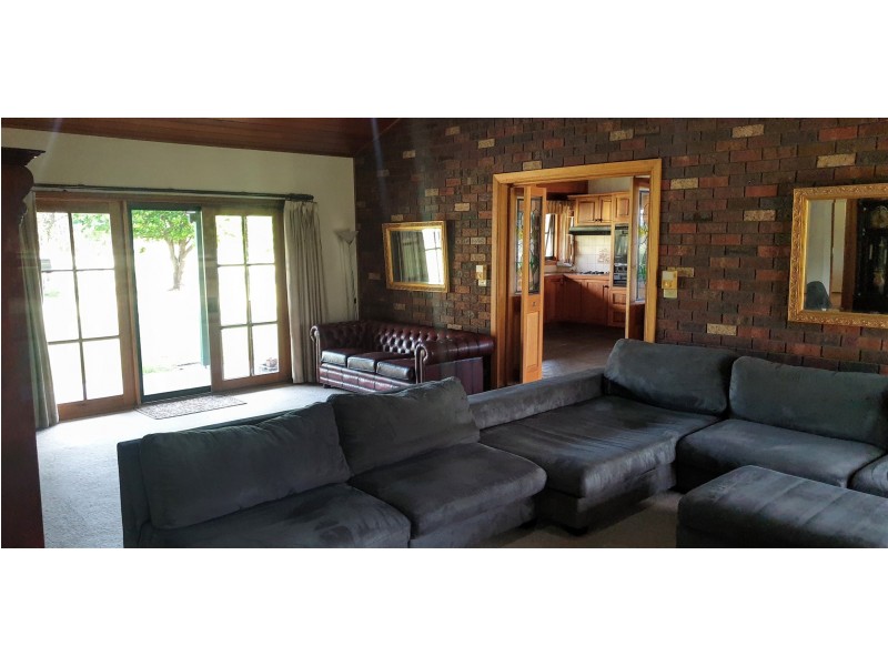 163-169 Victoria st, Briagolong VIC 3860