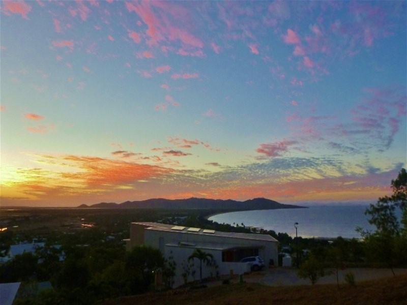 59 Yarrawonga Drive, Castle Hill QLD 4810