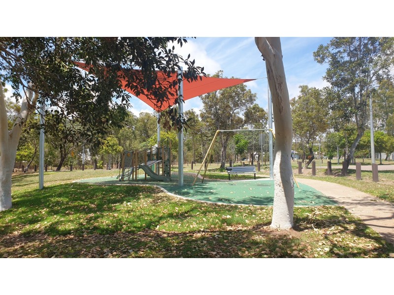 24 Baxendell Place, Bushland Beach QLD 4818