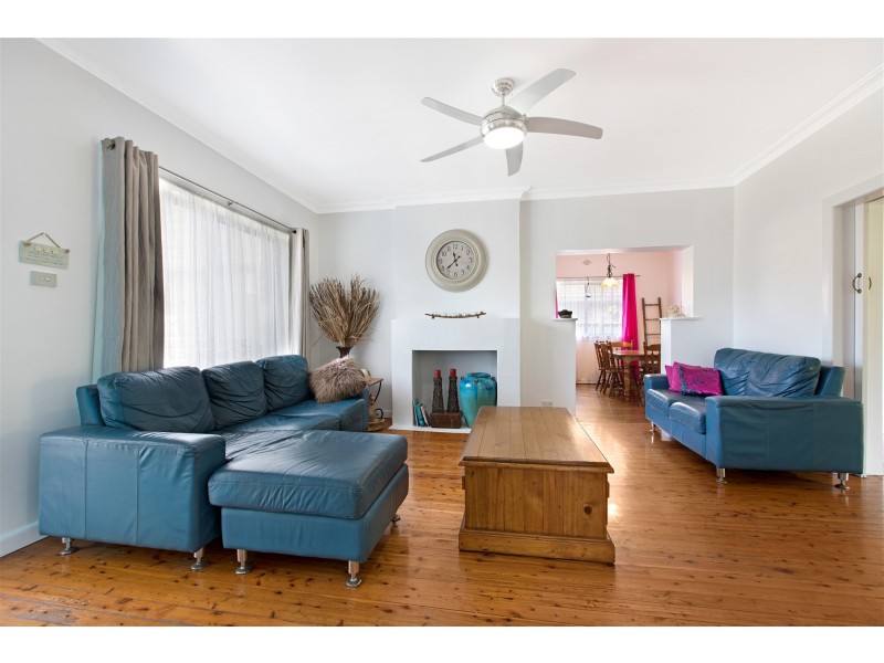 14  Windang Road, Primbee NSW 2502