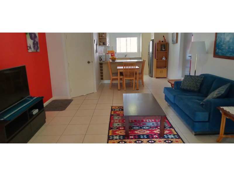 16/10-12 Oyster Crt, Trinity Beach QLD 4879