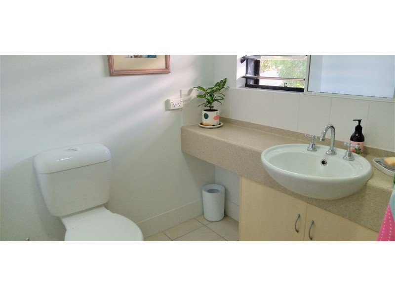 16/10-12 Oyster Crt, Trinity Beach QLD 4879