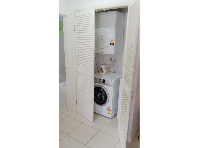 16/10-12 Oyster Crt, Trinity Beach QLD 4879