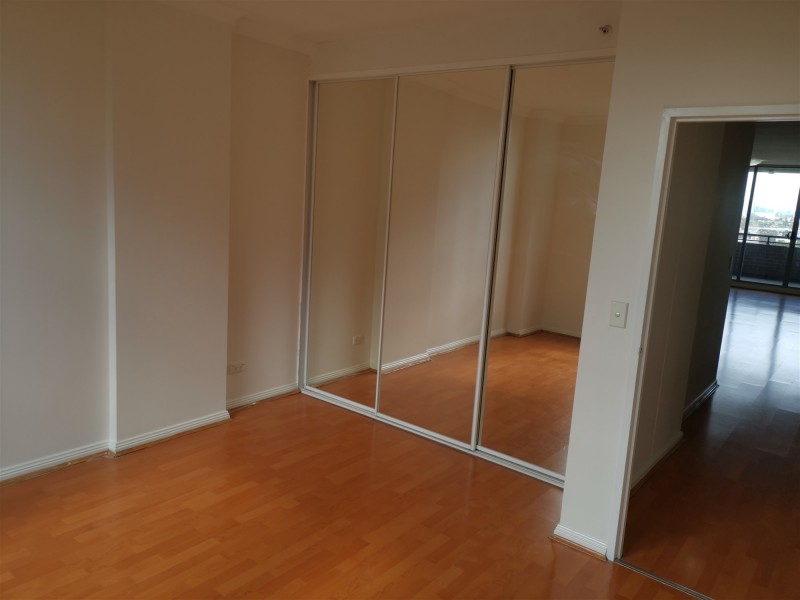 4613/57 Queen St, Auburn NSW 2144