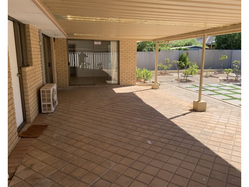 21 Wheatley Drive, Bull Creek WA 6149