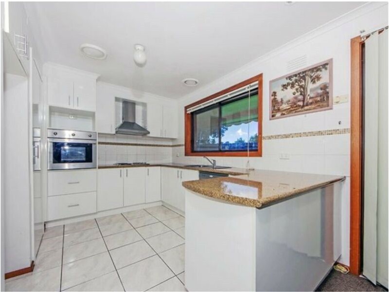 48 Parramatta Rd, Werribee VIC 3030